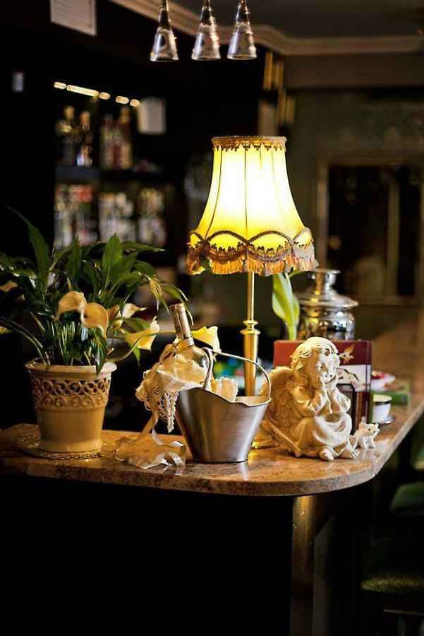 Bialy Kruk Hotel Starogard Gdański Buitenkant foto