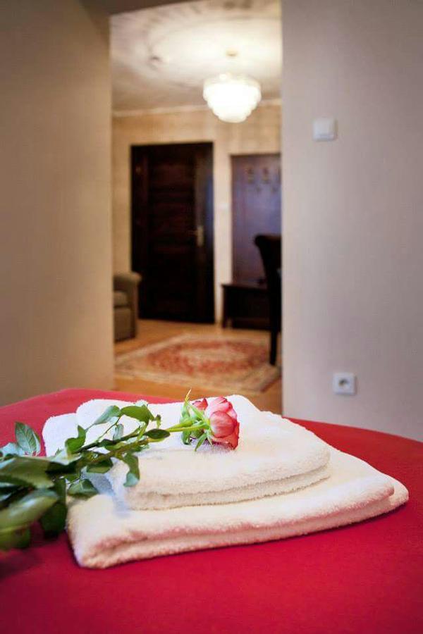 Bialy Kruk Hotel Starogard Gdański Buitenkant foto