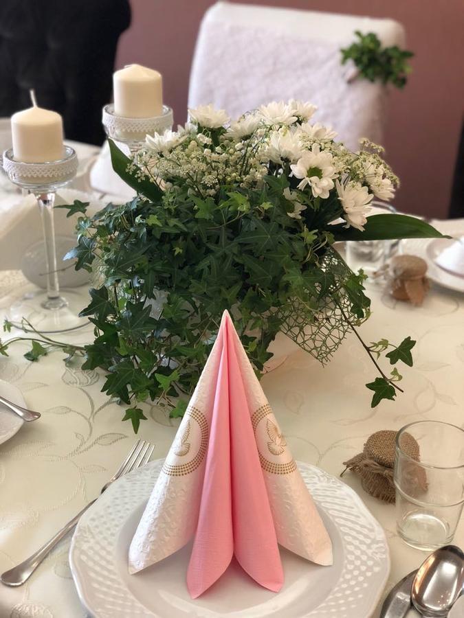 Bialy Kruk Hotel Starogard Gdański Buitenkant foto